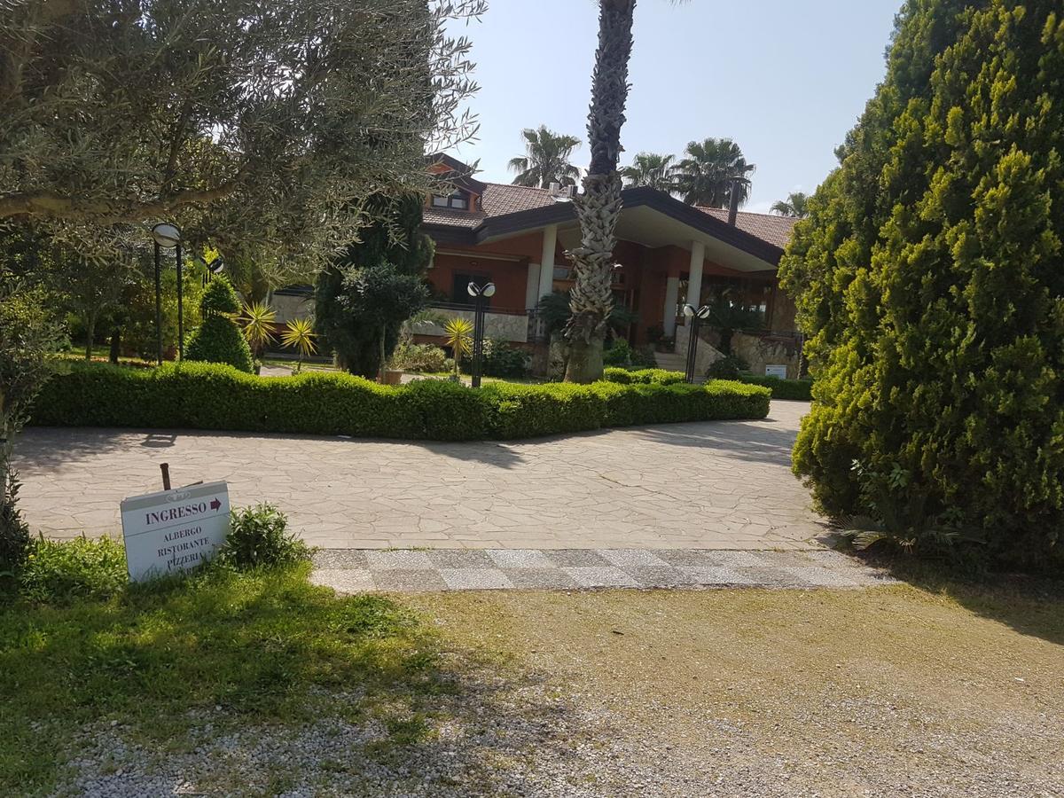 Agriturismo Terre Delle Monache Pontecagnano Exterior foto